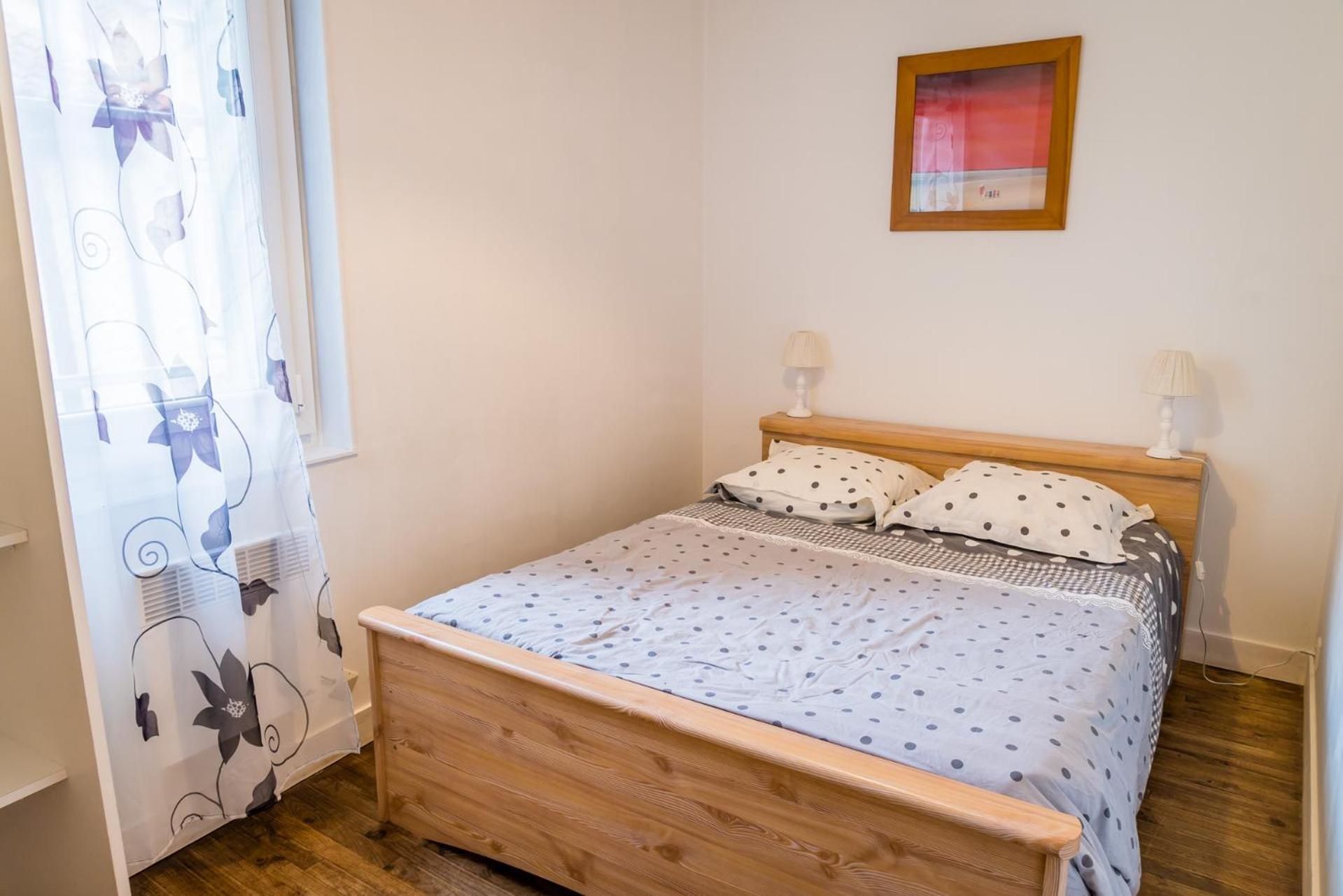 Maison Agreable En Centre Historique Saint-Cere Luaran gambar